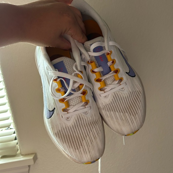 Nike Women’s Air Winflo Premium 9 - Picture 3 of 4